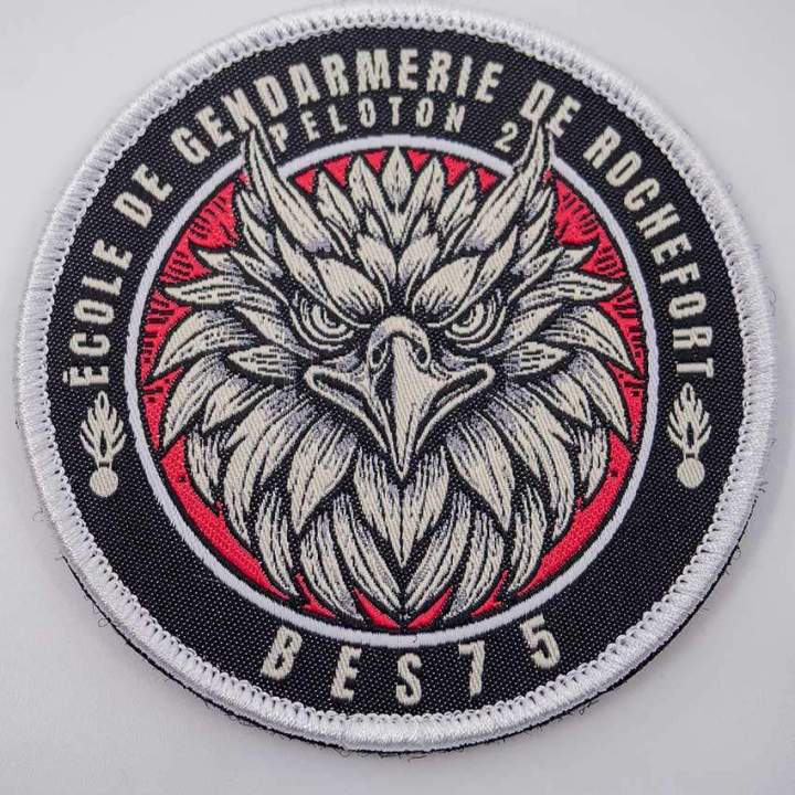 Profitez de notre savoir-faire pour la création de vos écussons tissés.